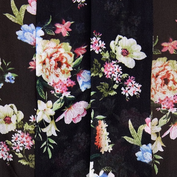 Zara dress - Picture 6 of 7